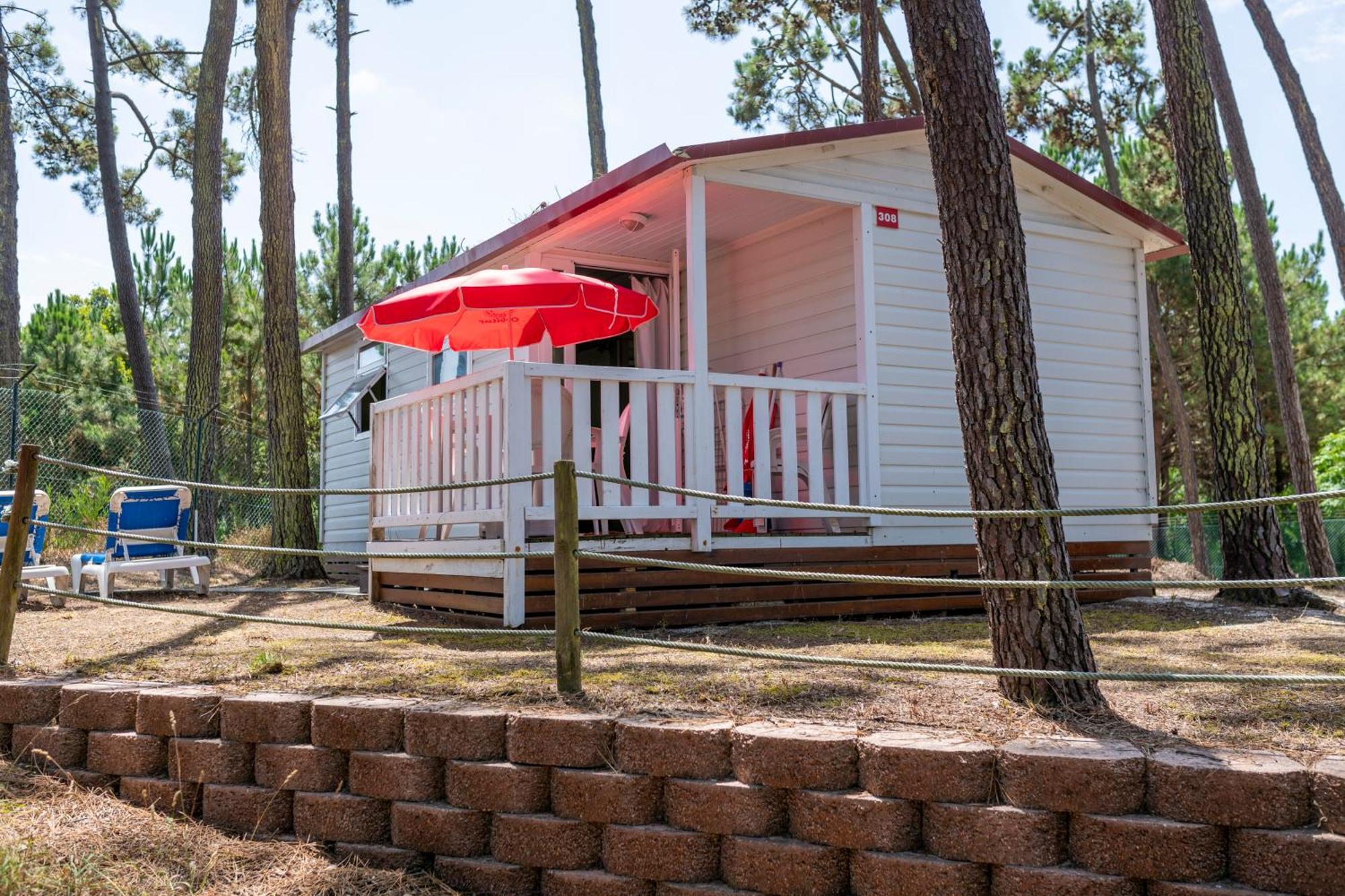 ホテル Parque De Campismo Orbitur São Jacinto エクステリア 写真